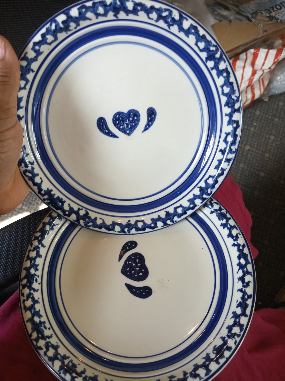 Blue Heart Pattern Ceramic Salad/ Dessert Plates - Set of 2